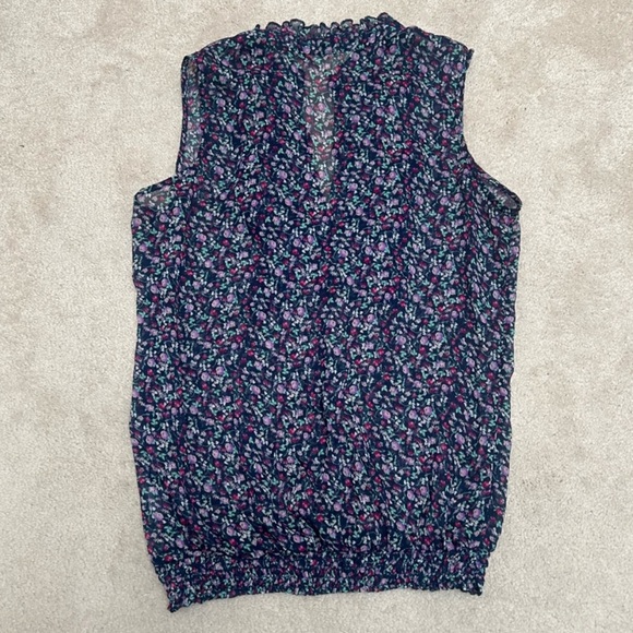 Energie Retro Button Down Ruffle Floral Blouse - Picture 3 of 4